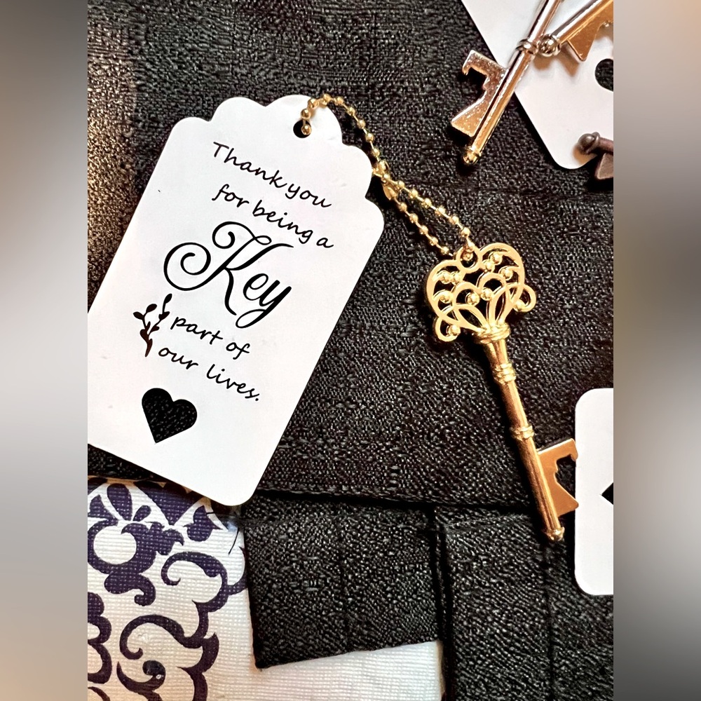 VINTAGE STYLE Skeleton Keys w/ “THANK YOU” Tags for Weddings or Parties all NIB
